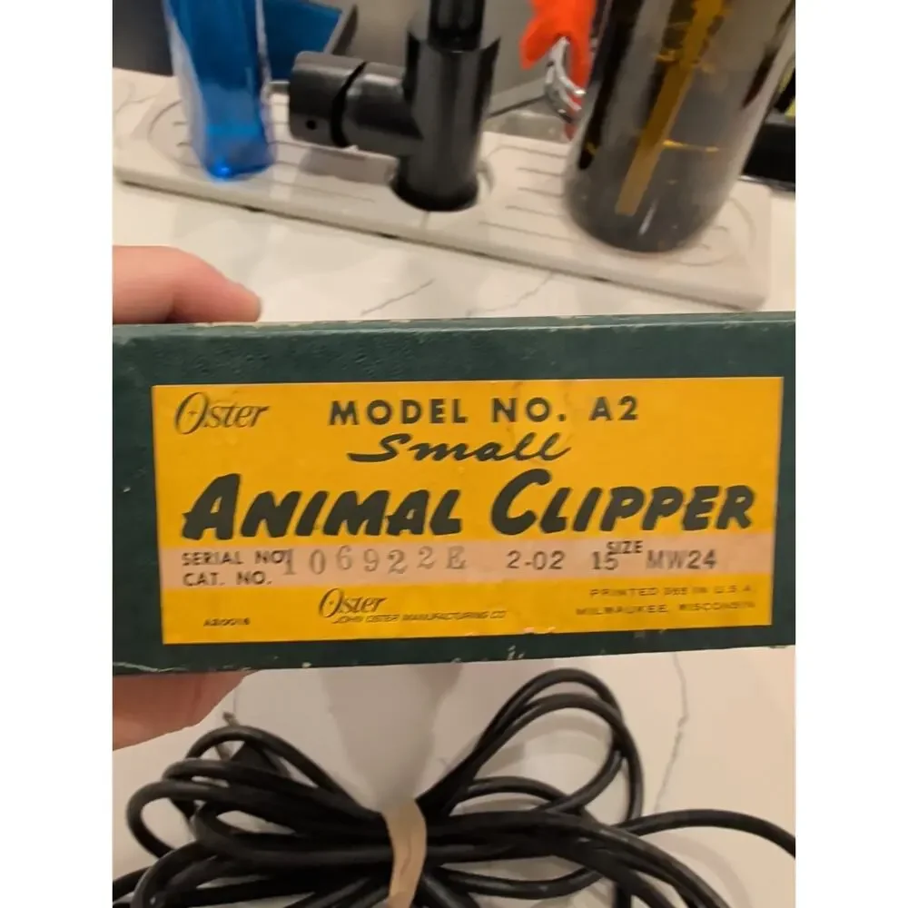 Vintage Oster A2 Animal Clipper - Tested Working, Size 15 Blade, Box